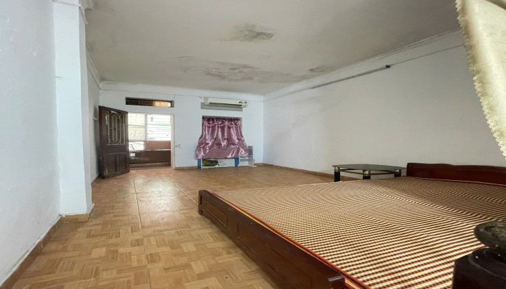 Cho thuê nhà riêng làm VP, ở 4 người Phố Minh Khai 2.5 tầng x 35m2, 2 ngủ, 2 vệ sinh, 8.5 Triệu